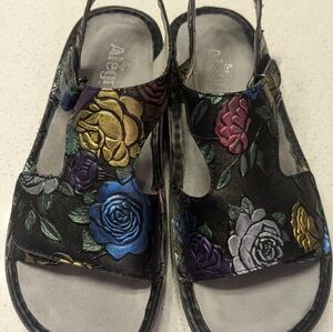 Alegria Viki Sandals size 7 / EU 37